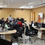 शिक्षकों को स्वायत्तता संग उत्तरदायित्व भी मिले