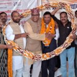 होली मिलन समारोह में सेवानिवृत्त वित्त एवं लेखाधिकारी को शिक्षकों ने दी विदाई