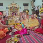 भरत ने किया श्रीराम पादुका का पट्टाभिषेक