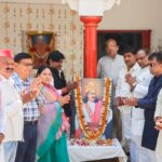 सपा कार्यालय में मनाई गई सम्राट अशोक मौर्य की जयंती