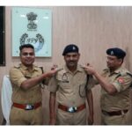 पुलिस अधीक्षक ने निरीक्षक अशेष नाथ सिंह को पुलिस उपाधीक्षक का स्टार लगा कर जिम्मेदारी सौंपी